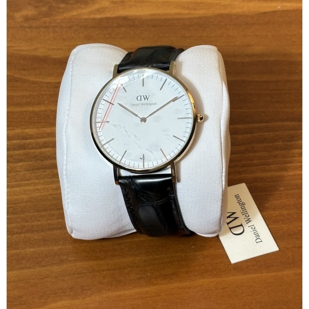 Daniel Wellington Classic York Dark Brown Leather Strap 36mm Unisex Watch 0510DW